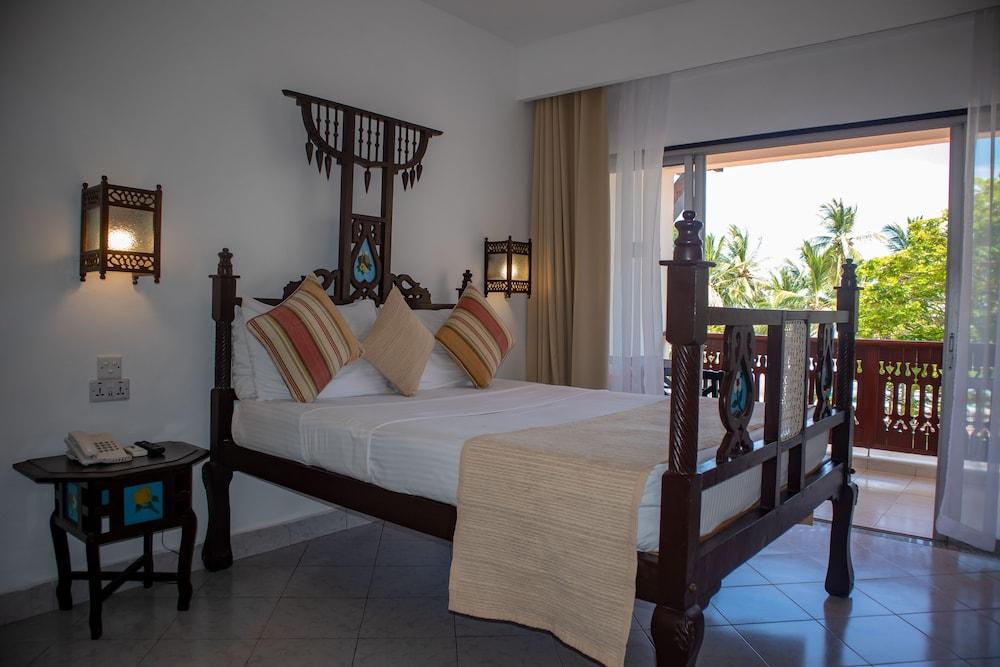 Bamburi Beach Hotel Εξωτερικό φωτογραφία
